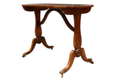Elegant Regency Kidney Shaped Mahogany Writing Table - Image 4