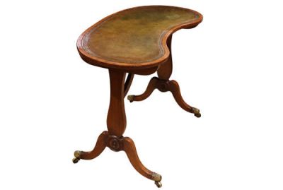 Elegant Regency Kidney Shaped Mahogany Writing Table - Image 5