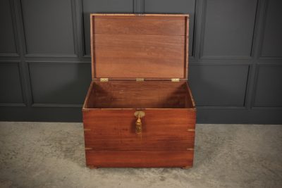 Large Military Campaign Style Mahogany Trunk - Image 6
