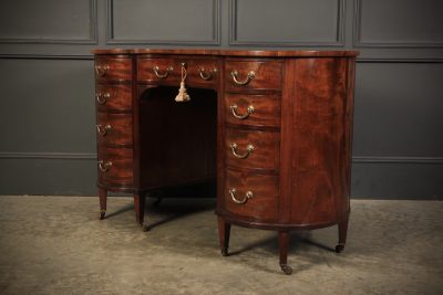 Edwardian Mahogany Kidney Shaped Desk - Image 5