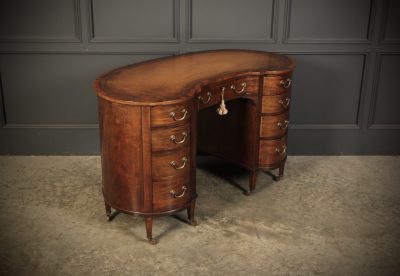 Edwardian Mahogany Kidney Shaped Desk - Image 9