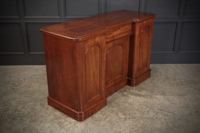 Victorian Mahogany Sideboard by Edwards & Roberts - Image 2