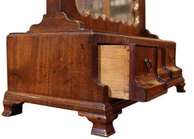 George II Mahogany Toilet Mirror with Three Drawers, Circa 1740 - Image 4