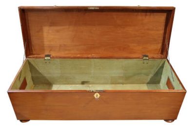 Georgian Cuban Mahogany Blanket Box with Key - Image 3