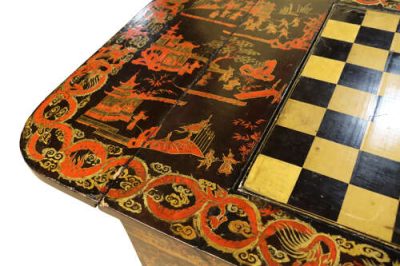 Highly Decorative 19th Century Lacquered Drop-Leaf Games Table with Chess & Backgammon - Image 6