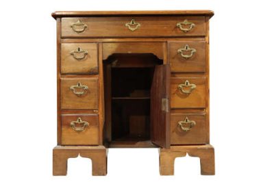 Kneehole Desk - Image 5