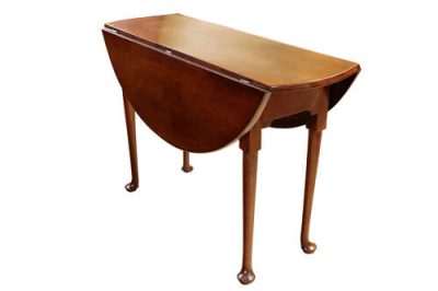 Mid 18th Century Mahogany Oval Drop-Leaf Table, circa 1760 - Image 3