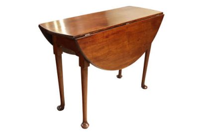 Mid 18th Century Mahogany Oval Drop-Leaf Table, circa 1760 - Image 4
