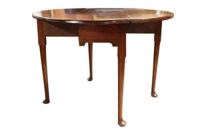 Mid 18th Century Mahogany Oval Drop-Leaf Table, circa 1760 - Image 5
