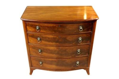 Victorian Mahogany Bowfronted Chest of Drawers - Image 3