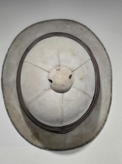 WW1 British Helmet - Image 4