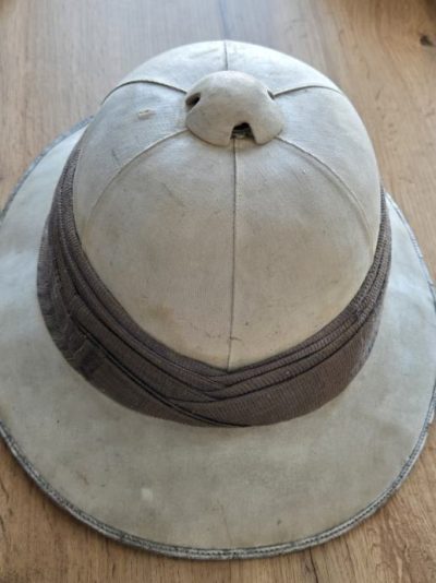 WW1 British Helmet - Image 8